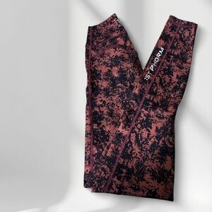1st Phorm Leggings Womens Small Red Splatter Print Pockets Ankle High Waisted